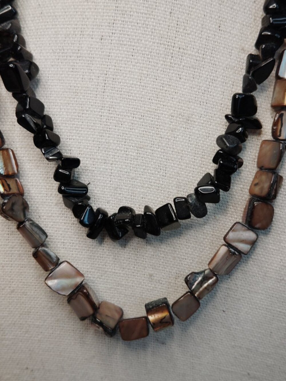 Shell & Black Stone Two‑Strand Necklace - Picture 3 of 7